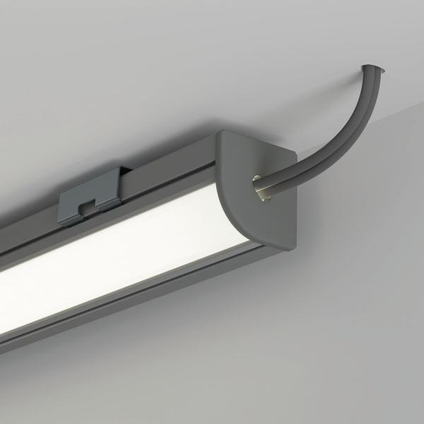 Endkappe mit Loch 45-PLUS-R-OTW